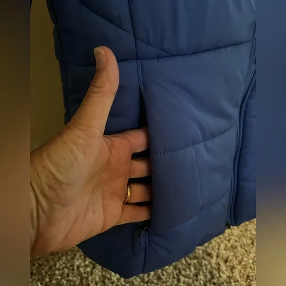 Girls Columbia Blue Fitted Puffer with Faux Fur Hood sz Med - Picture 7 of 12